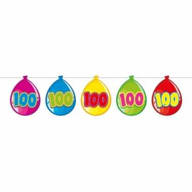 100 jaar vlaggenlijn met ballon figuren 10 meter