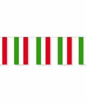 Papieren vlaggenlijn hongarije
